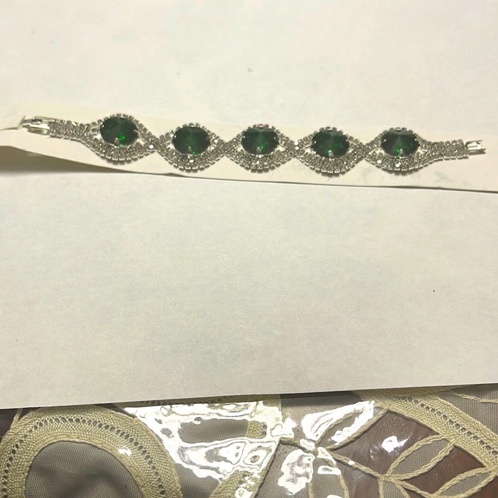 Bracelet